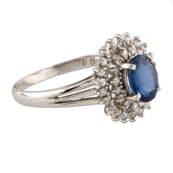 RingPlatinum 1.00ct Sapphire & Diamond Cocktail Ring